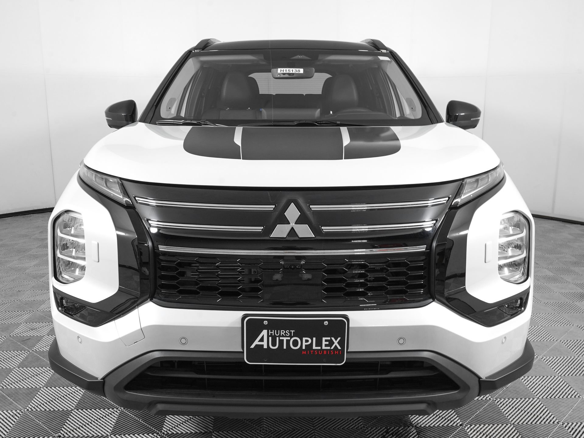 New 2026 Mitsubishi Outlander AWD image 3