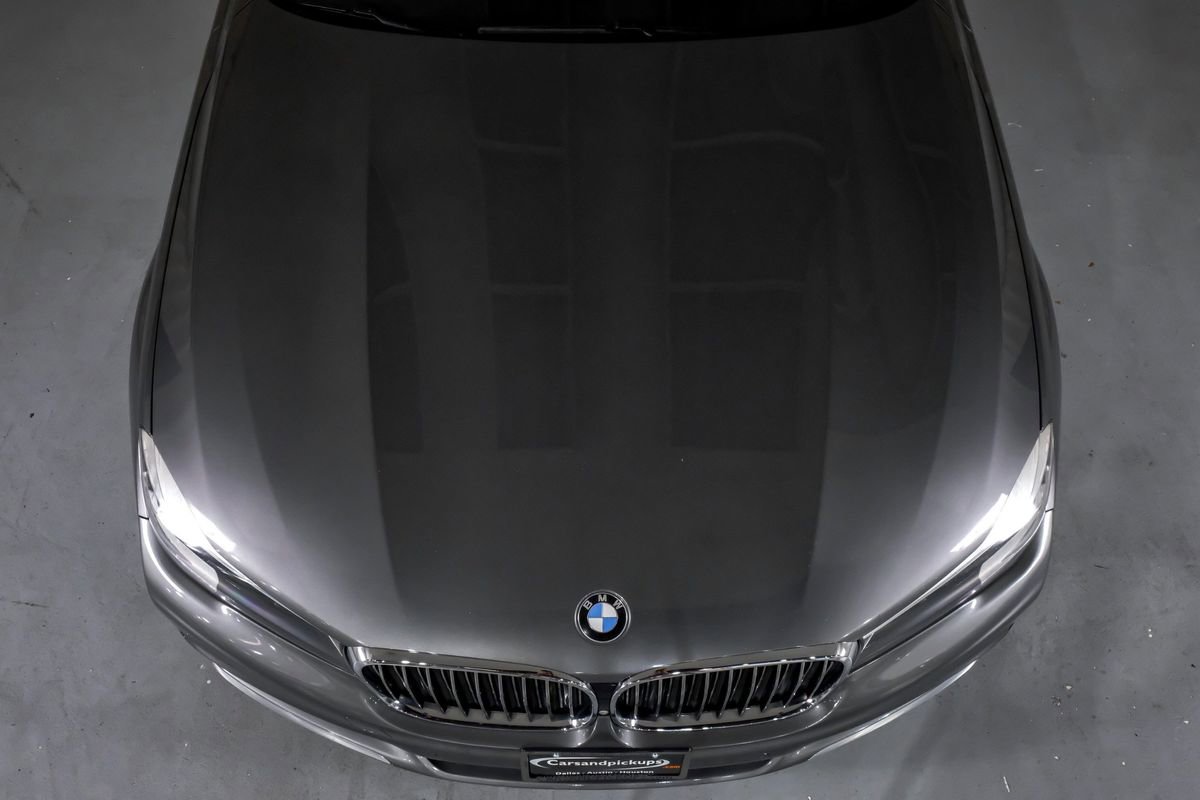 Used 2017 BMW 740i xDrive image 39