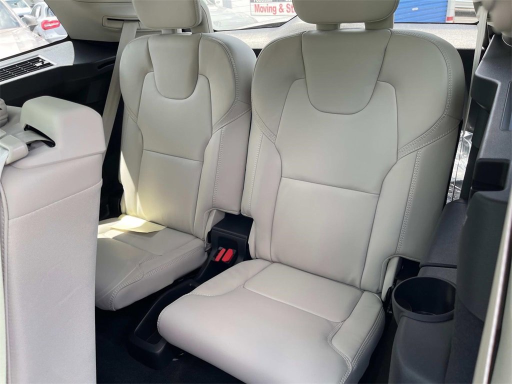 New 2026 Volvo XC90 B6 Ultra image 19
