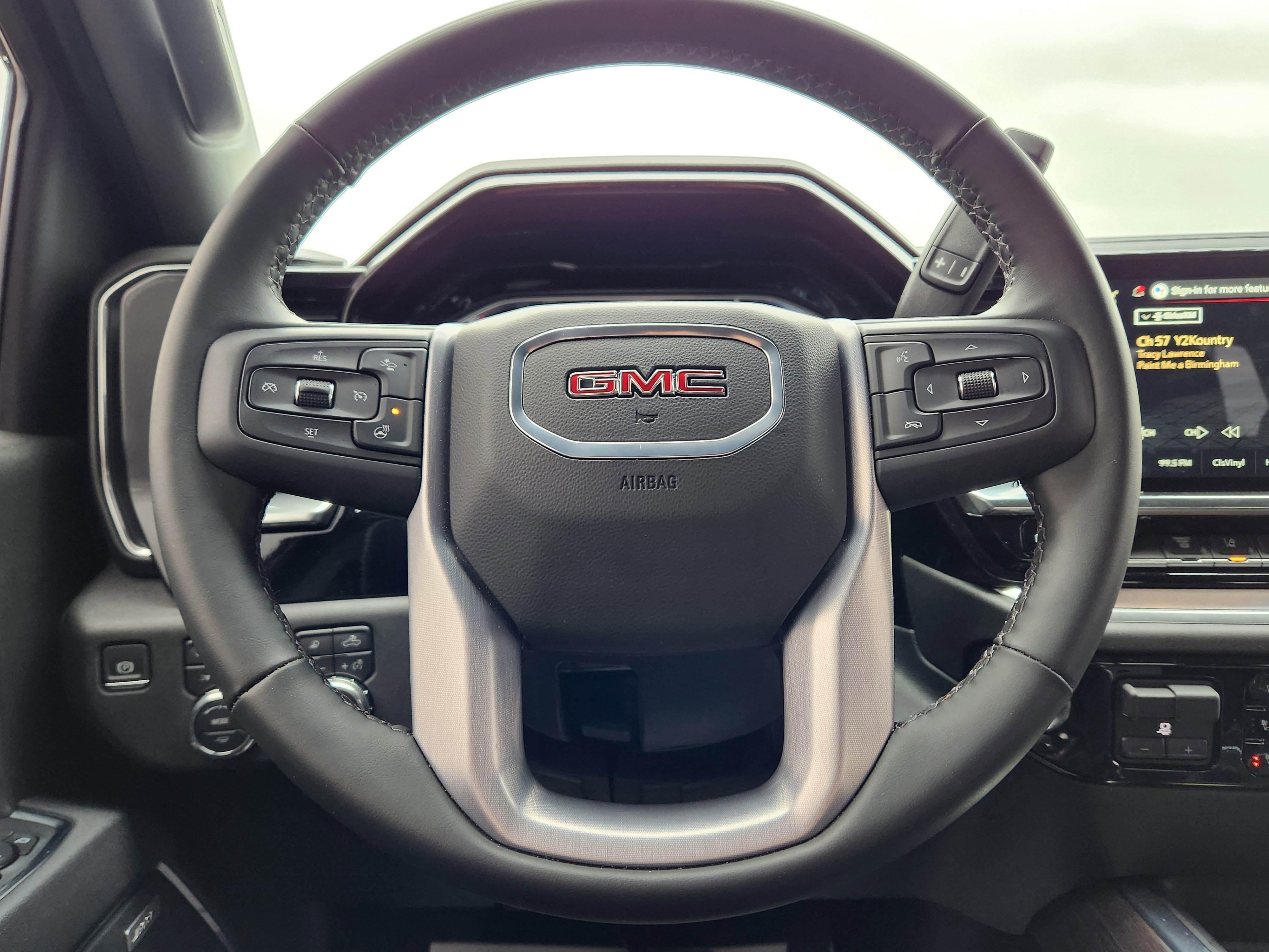 Used 2025 GMC Sierra 3500 SLT image 21