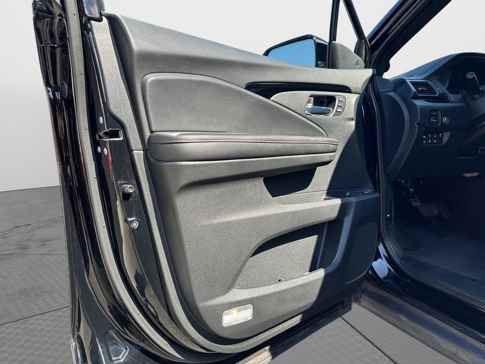 Certified 2023 Honda Ridgeline Black Edition image 11