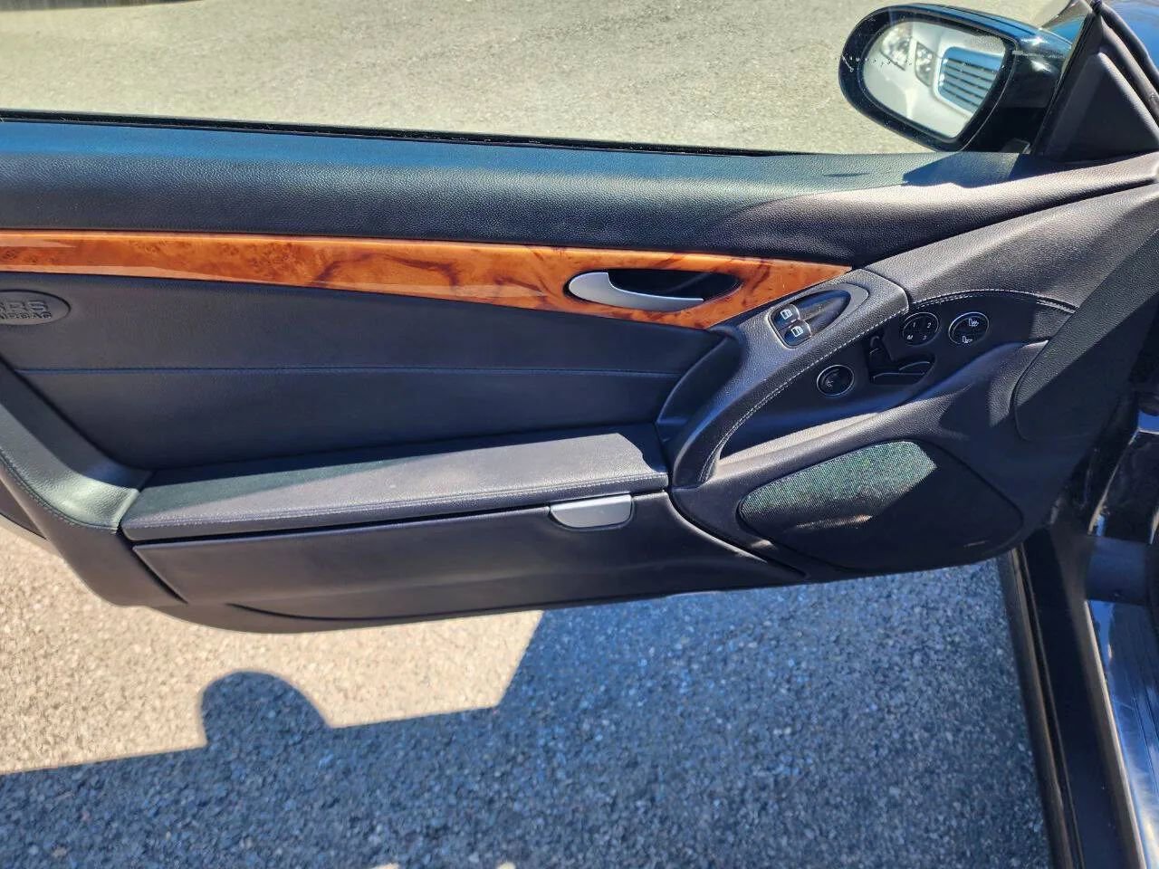 Used 2007 Mercedes-Benz SL 550 image 14