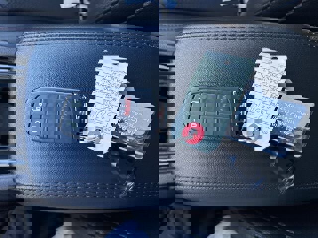 Used 2025 Jeep Compass Trailhawk image 33