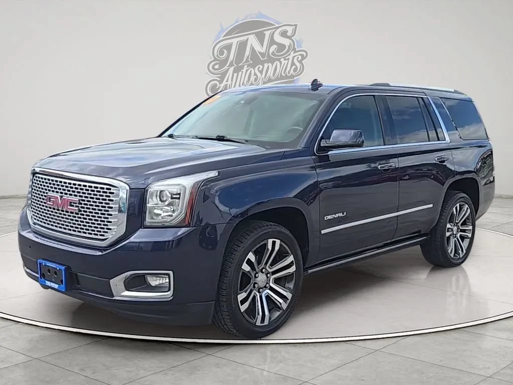 Used 2017 GMC Yukon Denali w/ Open Road Package AWD/4WD image 3