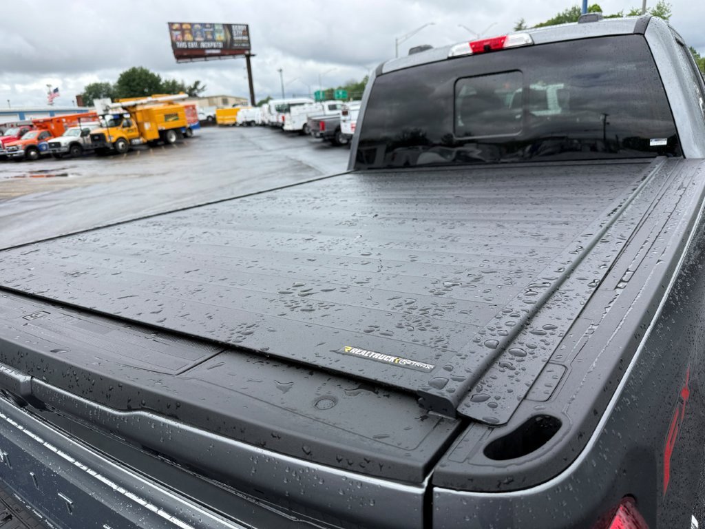 Used 2024 Ford F250 Limited w/ FX4 Off-Road Package AWD/4WD image 6