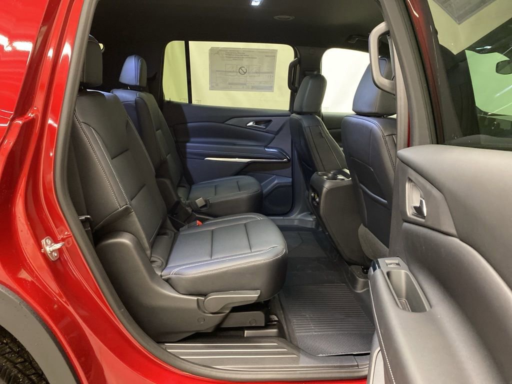 New 2026 Chevrolet Traverse LT w/ LPO, Floor Liner Package AWD/4WD image 17