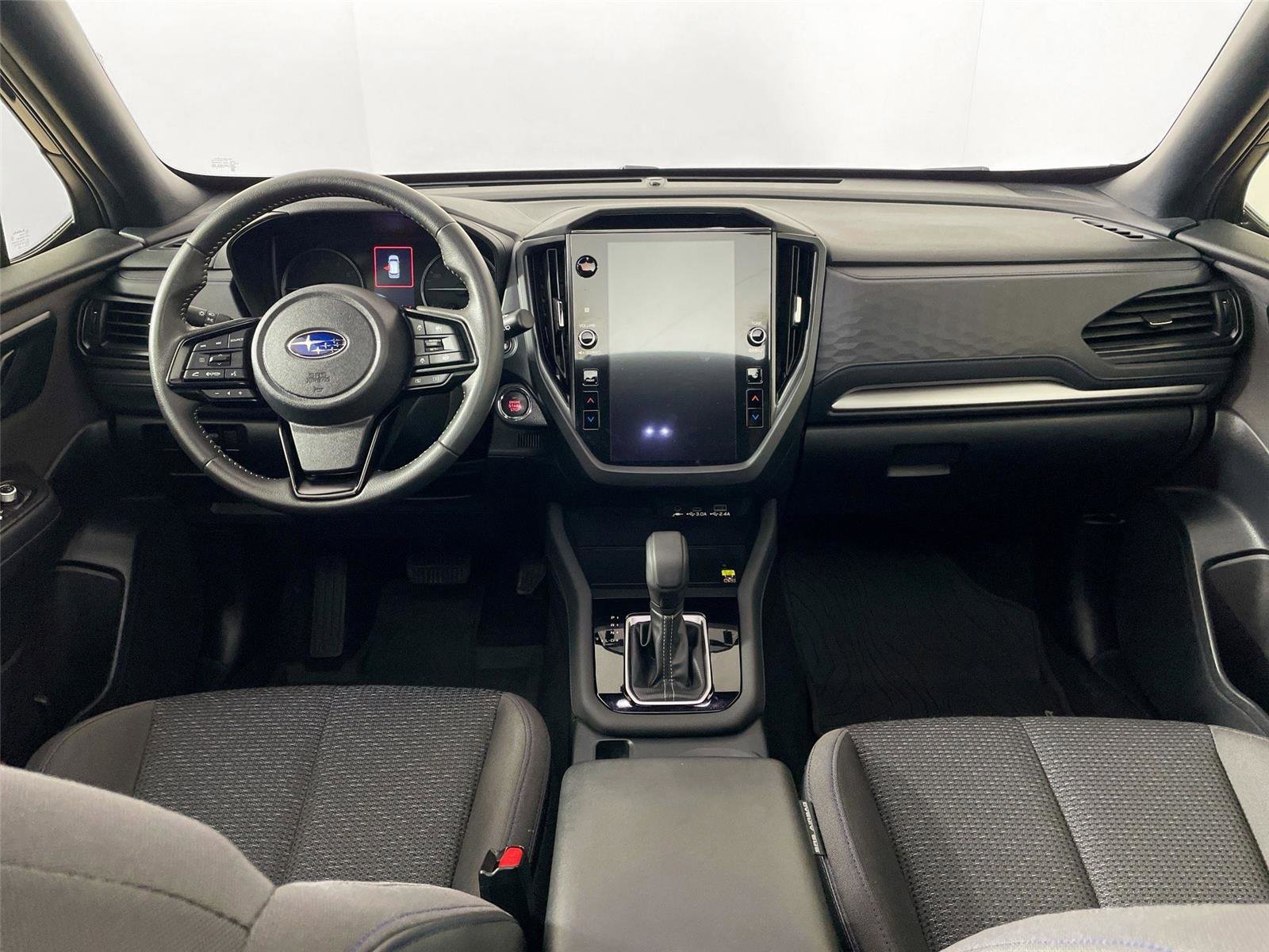 Used 2025 Subaru Forester Premium image 30