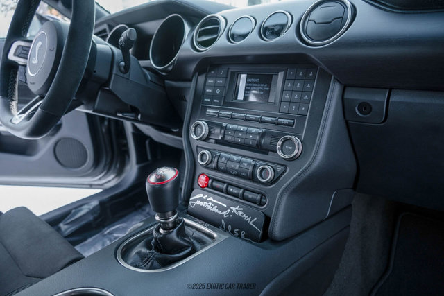 Used 2015 Ford Mustang Shelby GT350 RWD image 36
