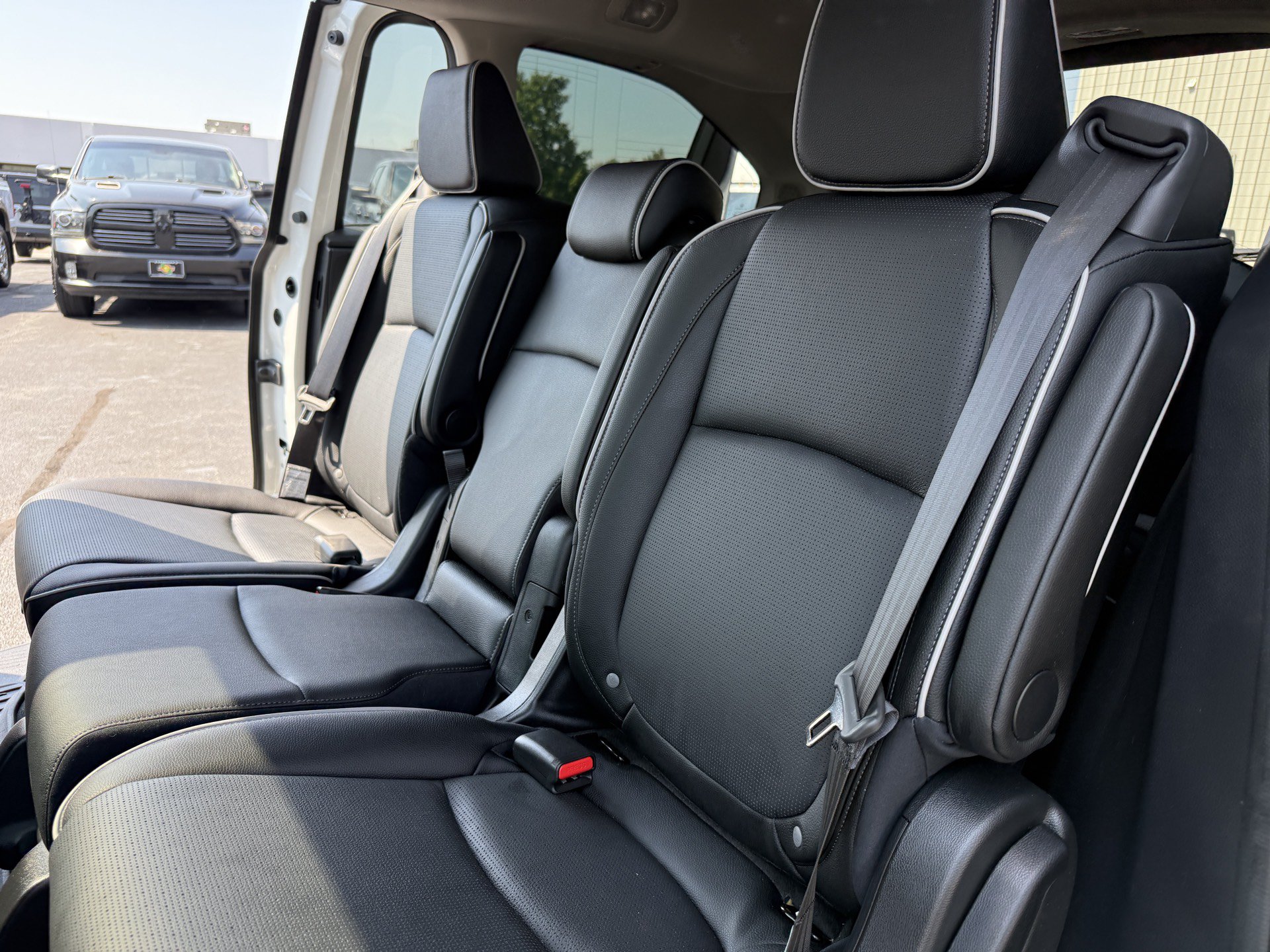 Used 2026 Honda Odyssey Elite image 30