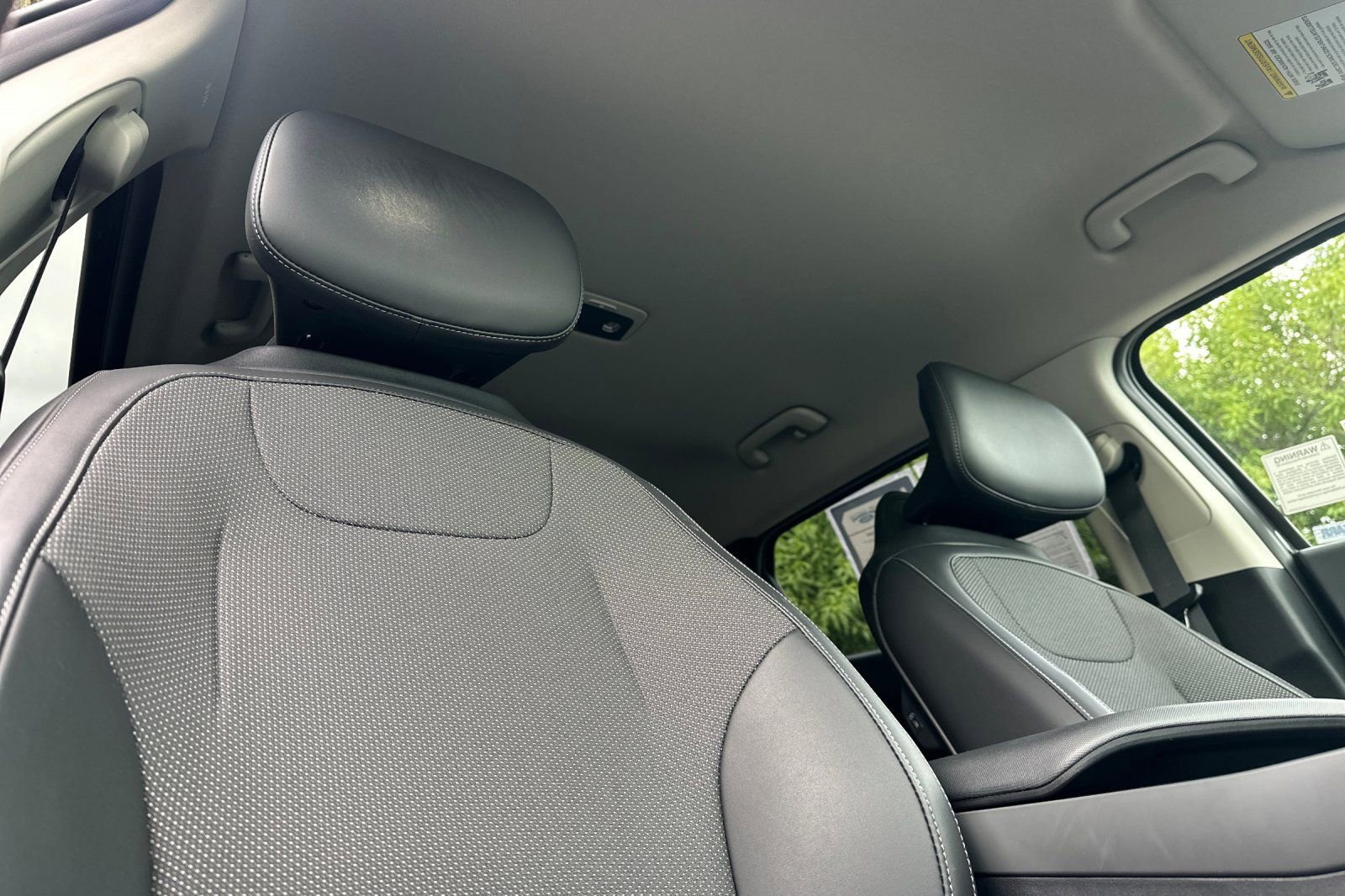 Used 2025 Kia EV6 Light image 14