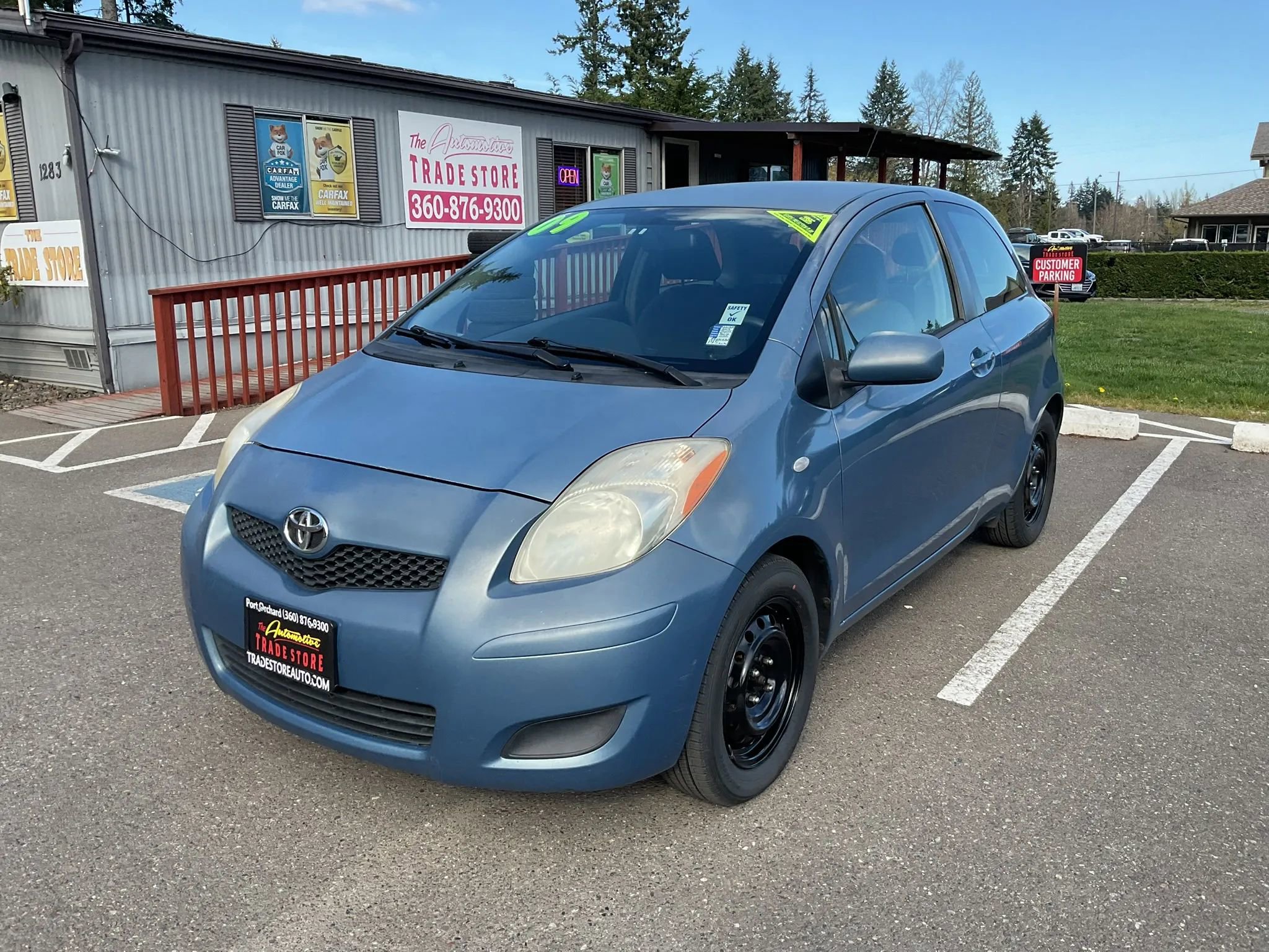 Used 2009 Toyota Yaris 2-Door Hatchback