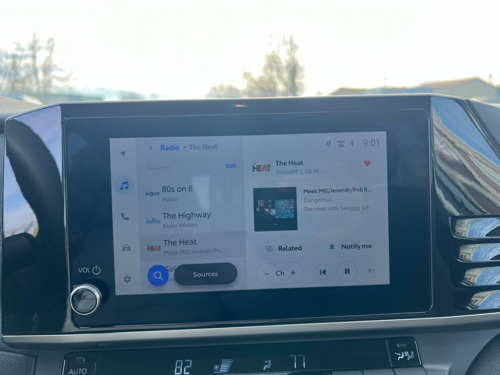 Used 2025 Toyota Camry LE image 21