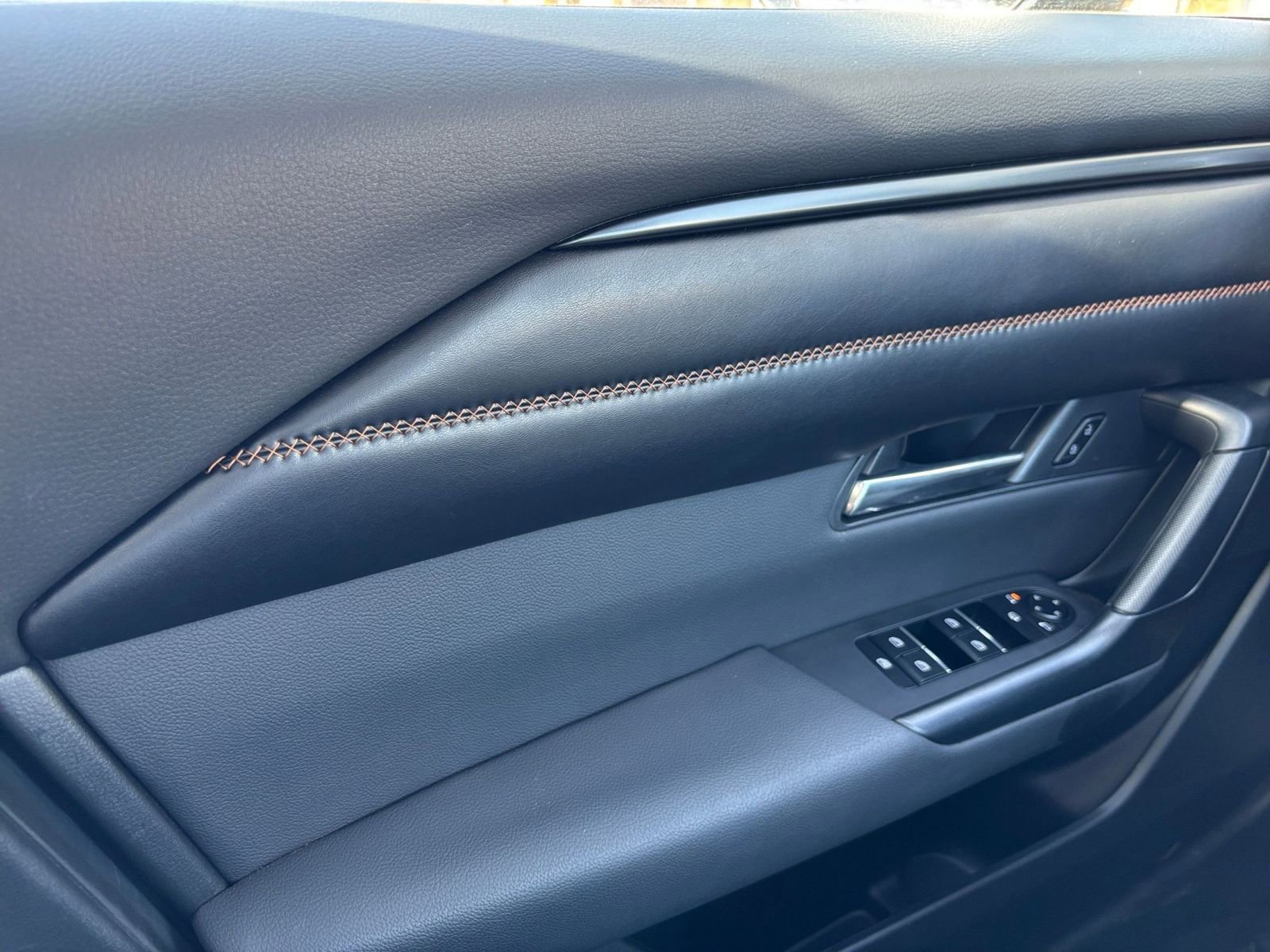 Used 2025 MAZDA CX-50 2.5 Hybrid w/ Premium Plus Pkg image 18