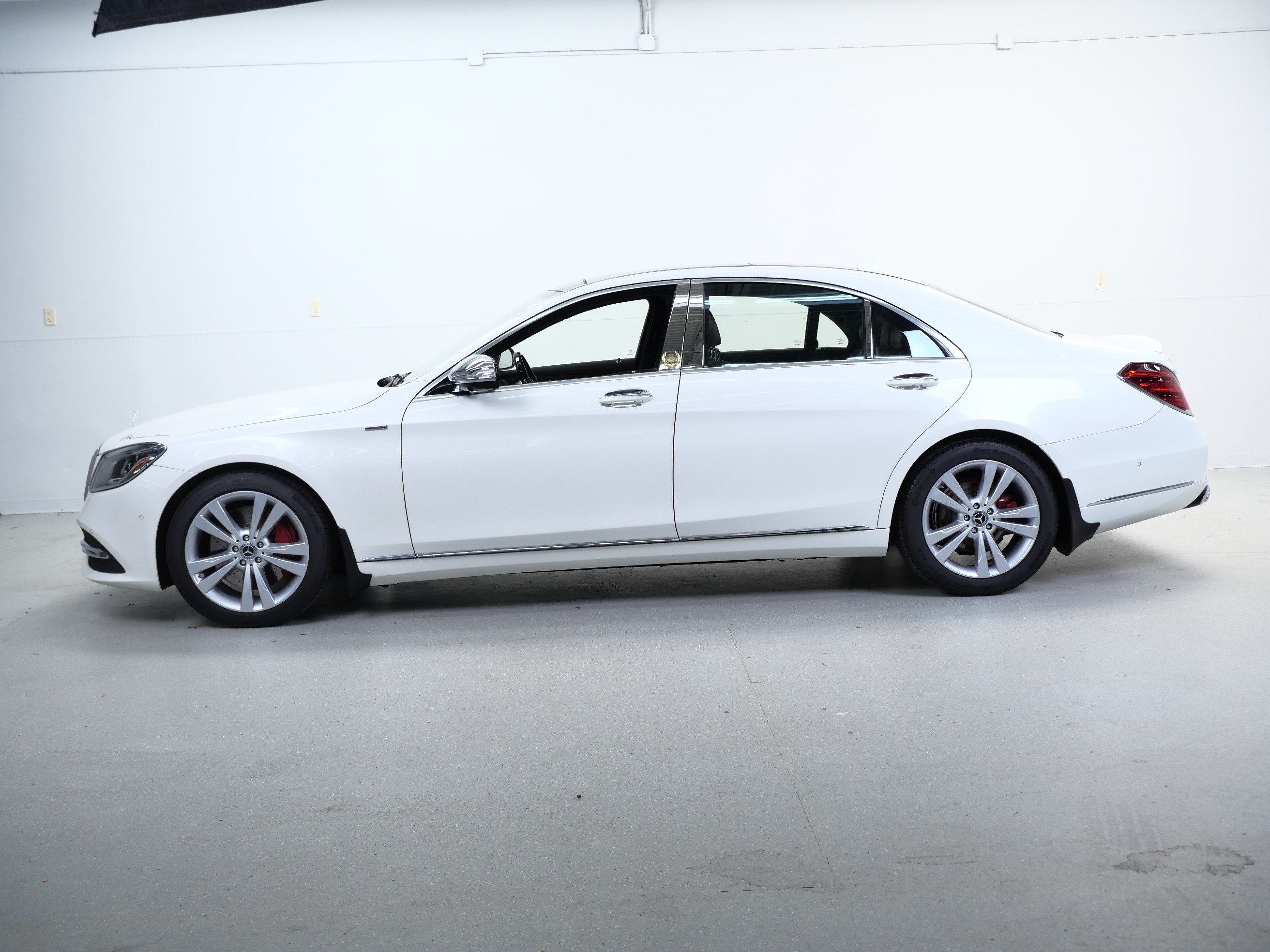 Used 2018 Mercedes-Benz S 450 4MATIC Sedan w/ Premium Package image 10