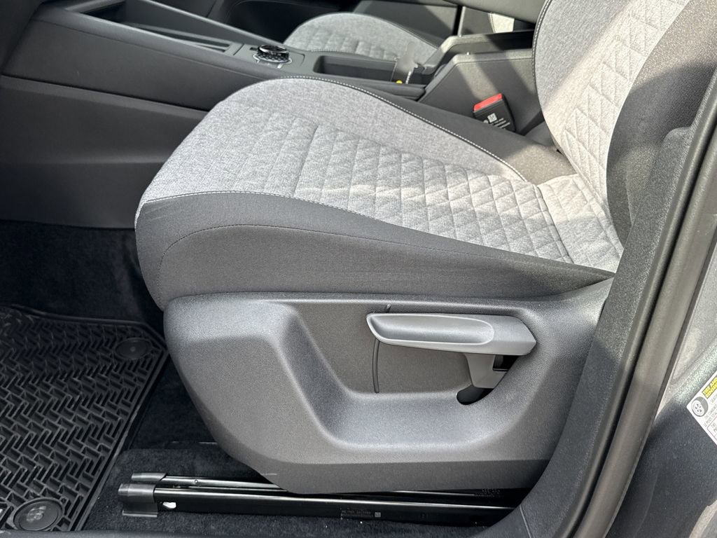 New 2026 Volkswagen Tiguan S FWD image 13