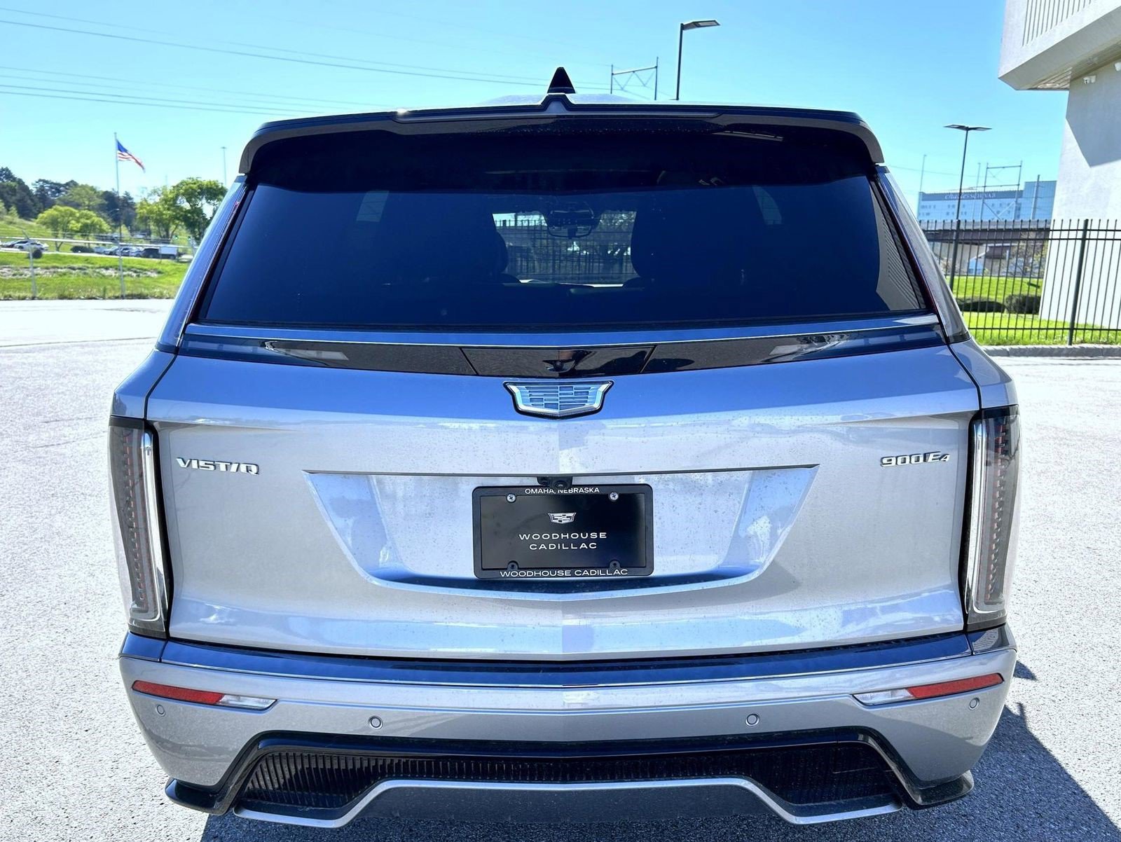 Certified 2026 Cadillac Vistiq Platinum AWD/4WD image 17