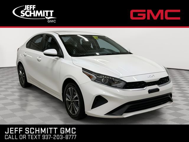 Used 2024 Kia Forte LXS image 1