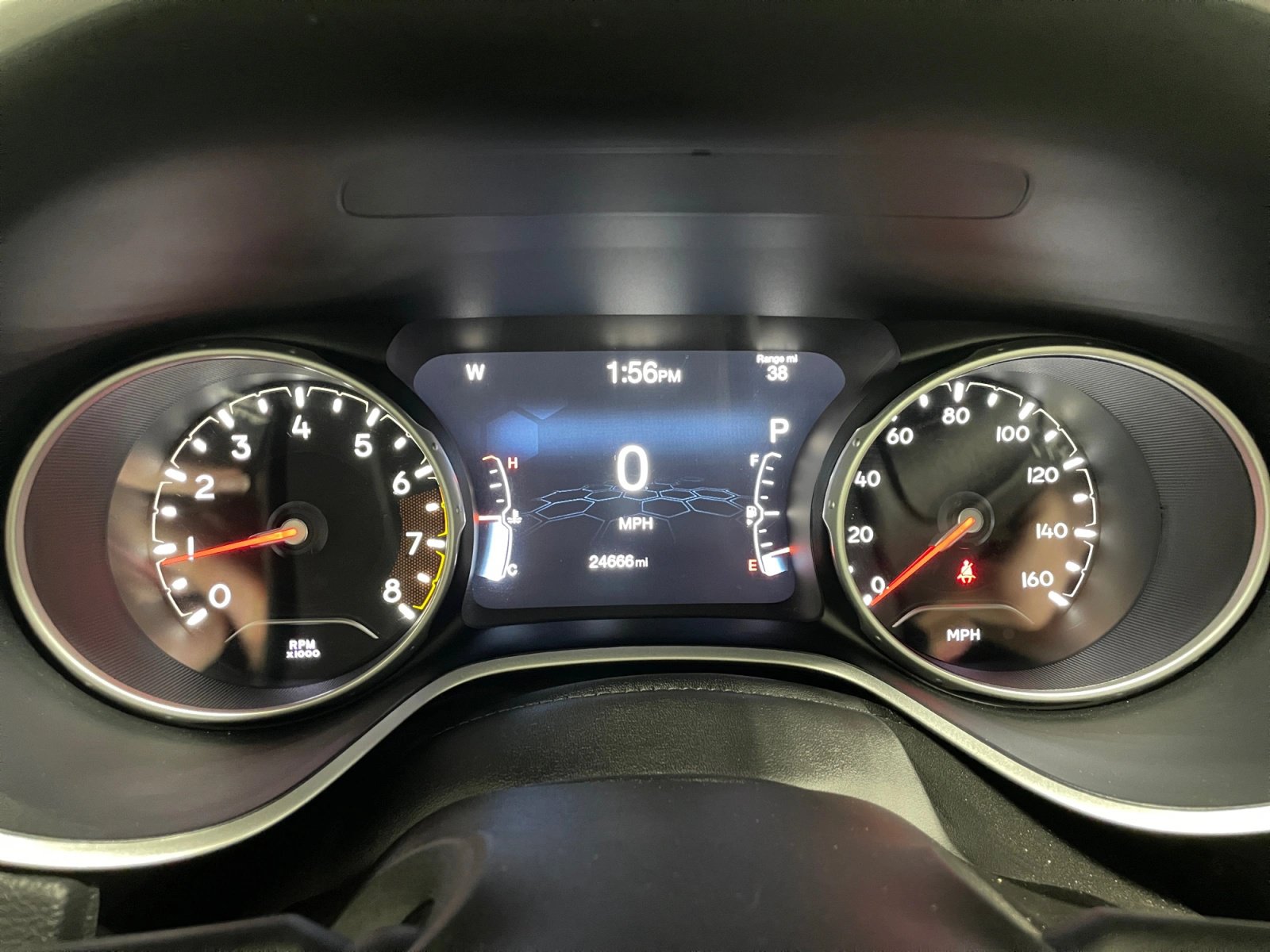 Used 2017 Jeep Compass Latitude w/ Popular Equipment Group FWD image 14