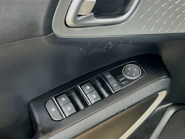 Certified 2022 Kia Soul LX image 17