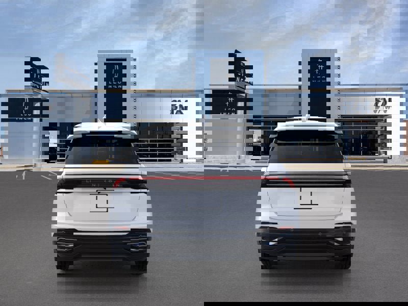 New 2026 Lincoln Nautilus Premier image 5