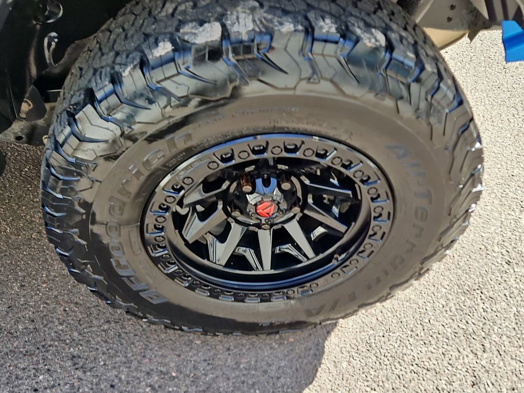 Used 2021 Jeep Wrangler Rubicon AWD/4WD image 11
