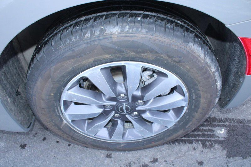 Used 2022 Chrysler Pacifica Touring-L image 7