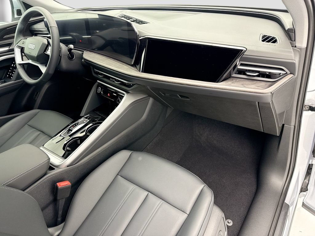 Used 2026 Audi Q5 Premium Plus AWD/4WD image 16