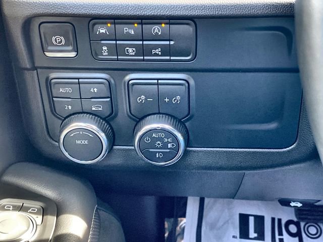 Certified 2025 Chevrolet Tahoe Premier image 10