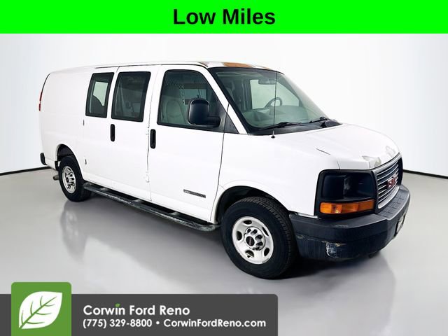 Used 2005 GMC Savana 2500 RWD image 1
