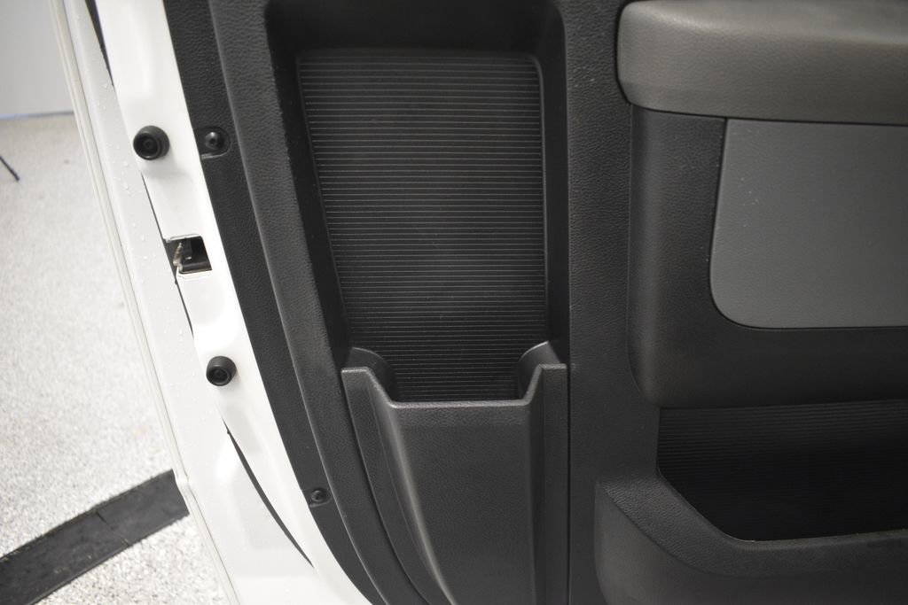 Used 2014 RAM 2500 SLT w/ Popular Equipment Group image 27