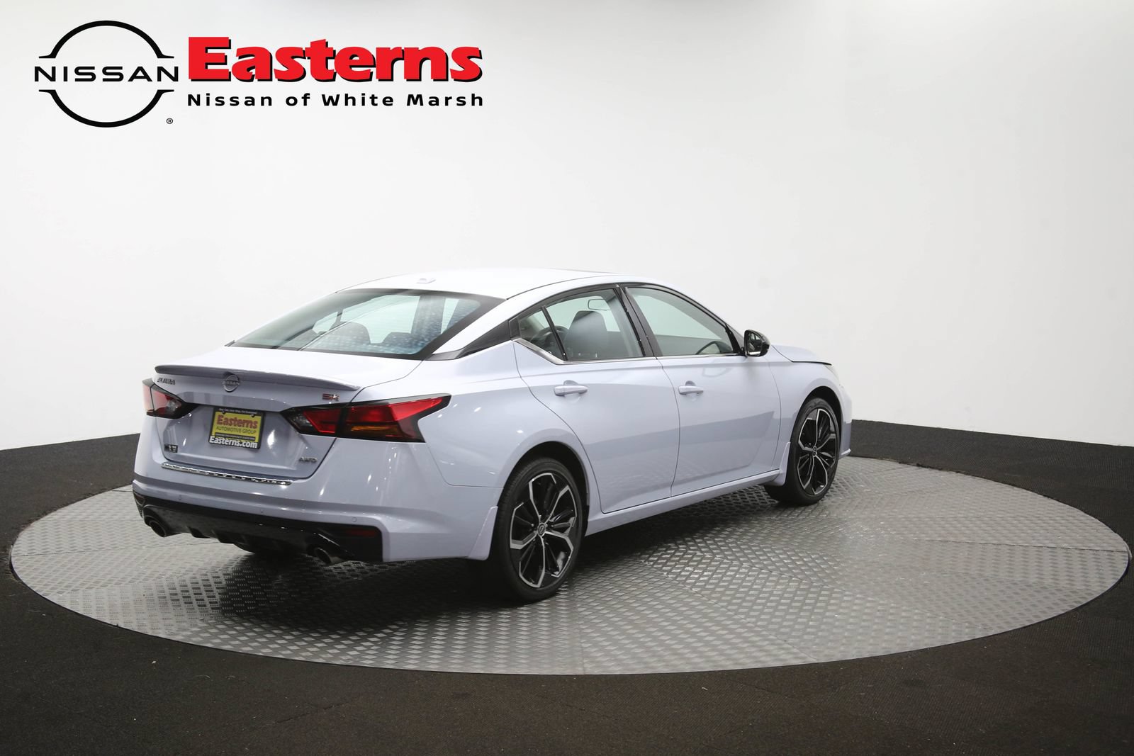 Used 2023 Nissan Altima 2.5 SR AWD/4WD image 41
