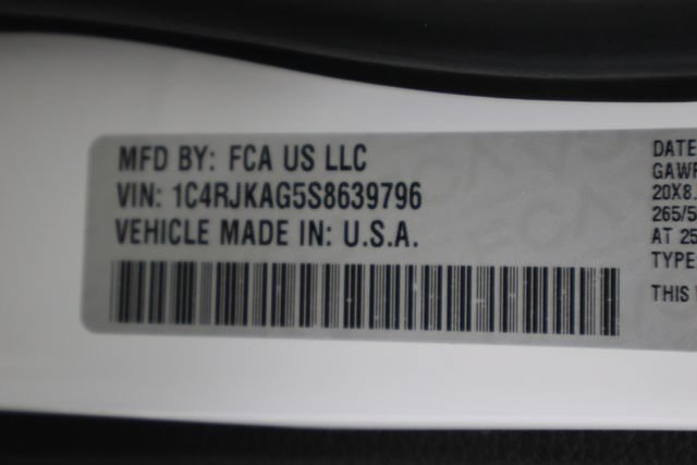 Used 2025 Jeep Grand Cherokee L Altitude AWD/4WD image 37