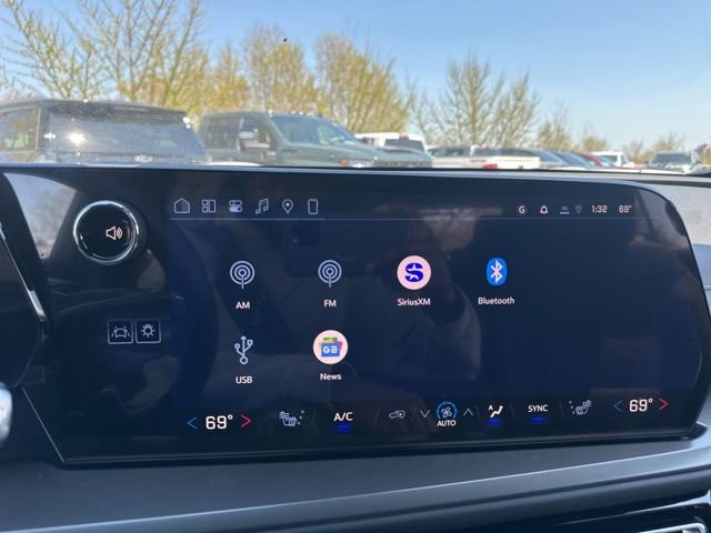 New 2026 Chevrolet Traverse LT FWD image 23