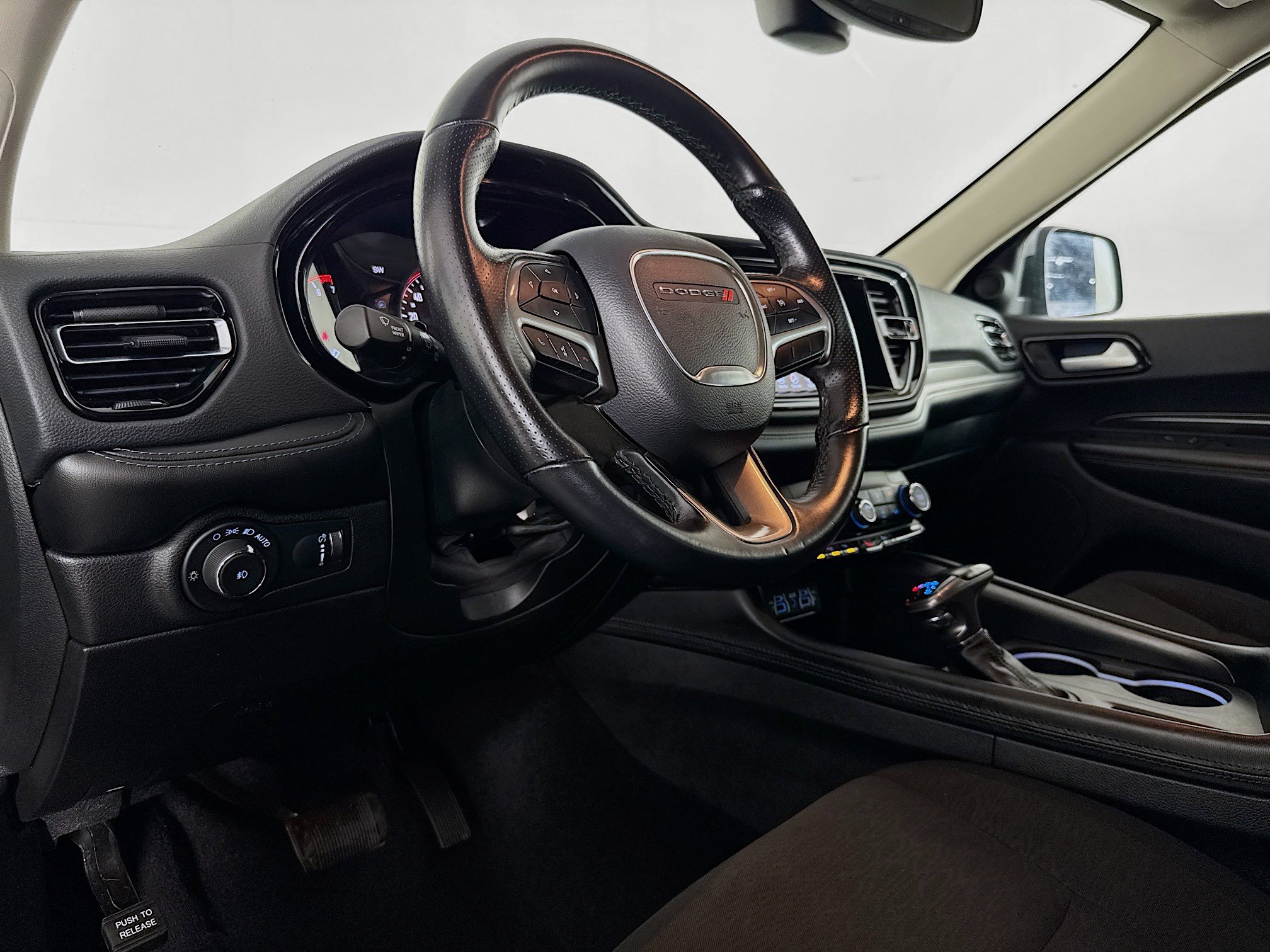 Used 2021 Dodge Durango SXT w/ 3rd Row Seating Group RWD image 21