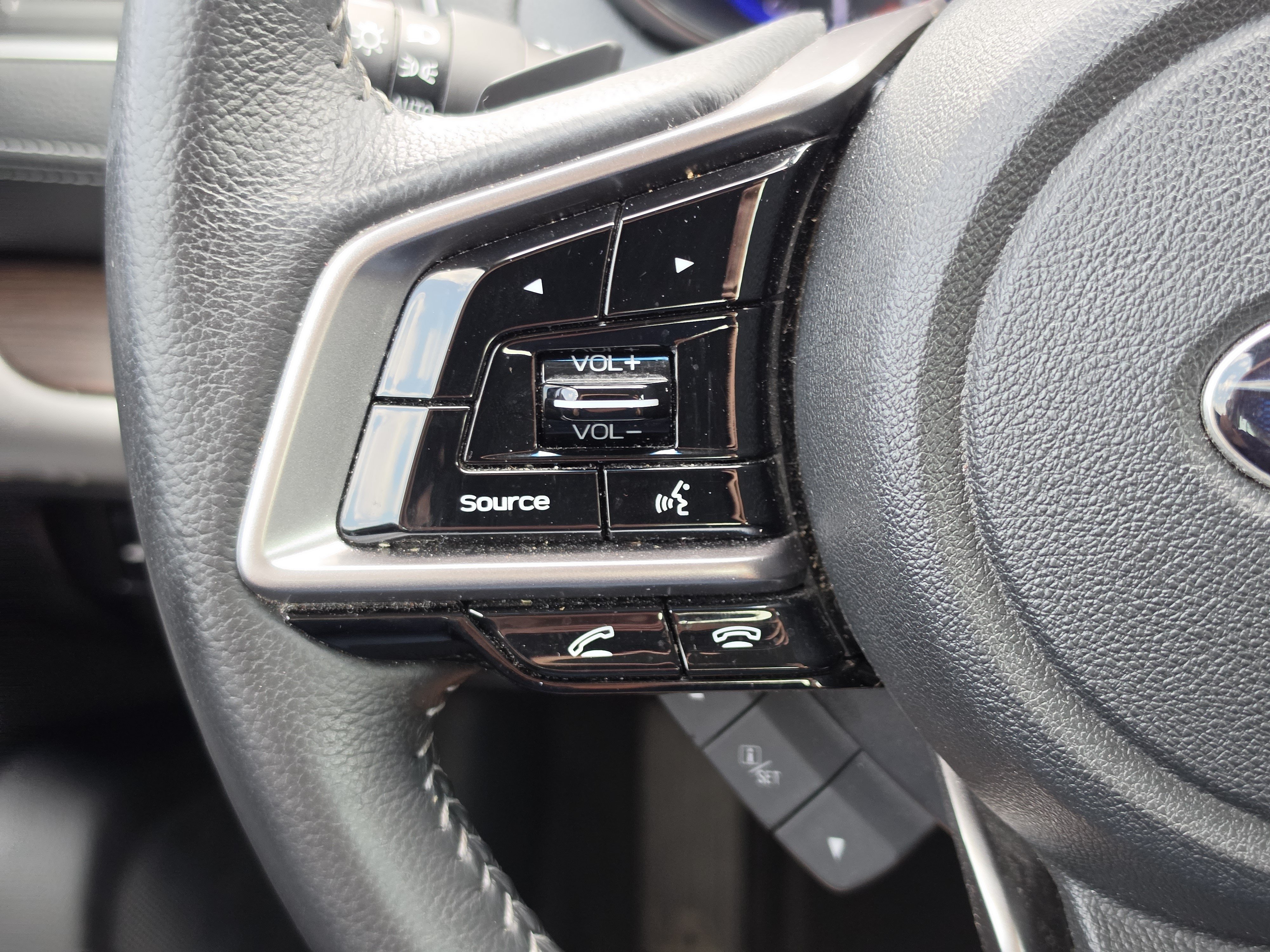 Used 2018 Subaru Legacy 2.5i Limited AWD/4WD image 17