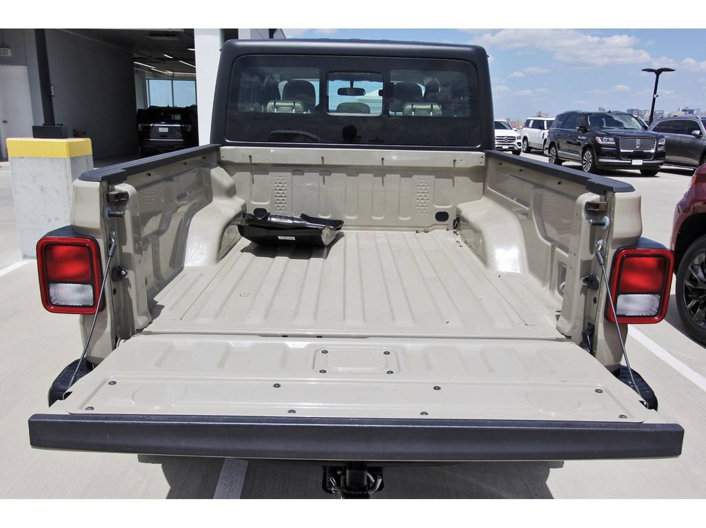 Used 2020 Jeep Gladiator Sport w/ Trailer Tow Package AWD/4WD image 26