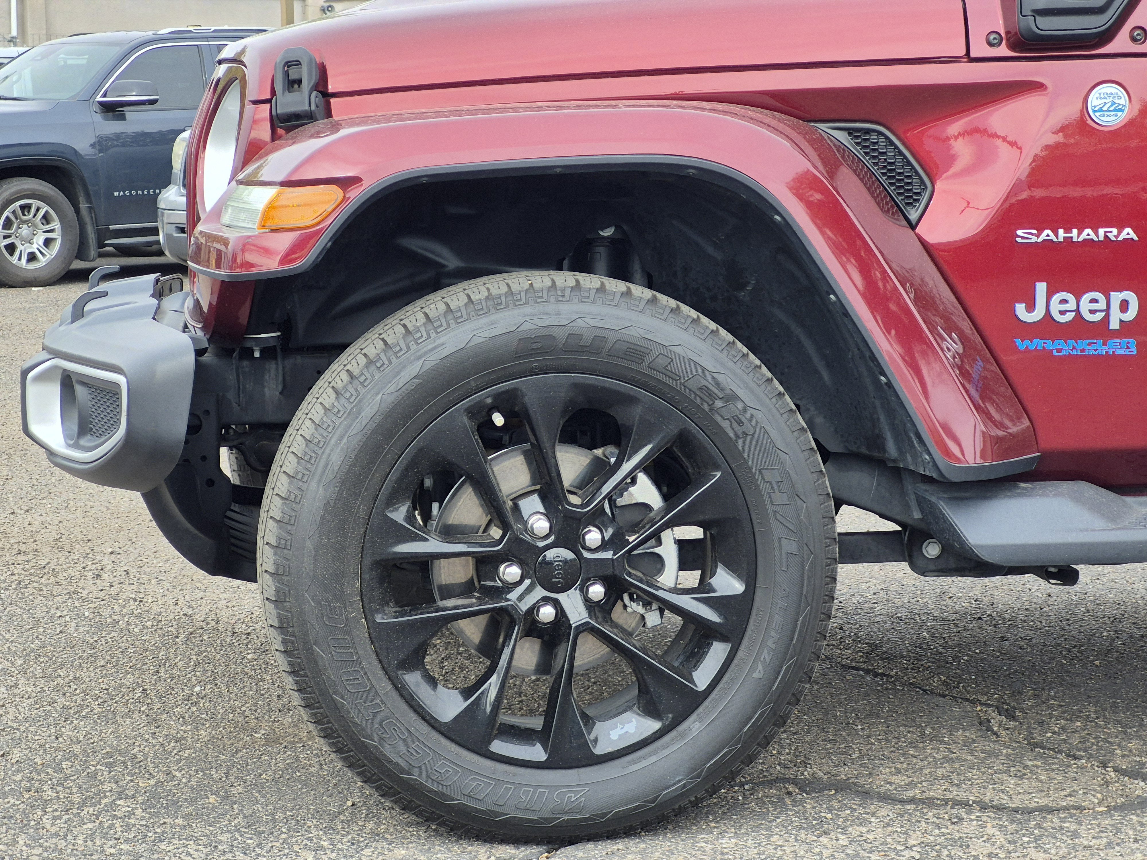 Used 2021 Jeep Wrangler Sahara w/ Cold Weather Group image 10