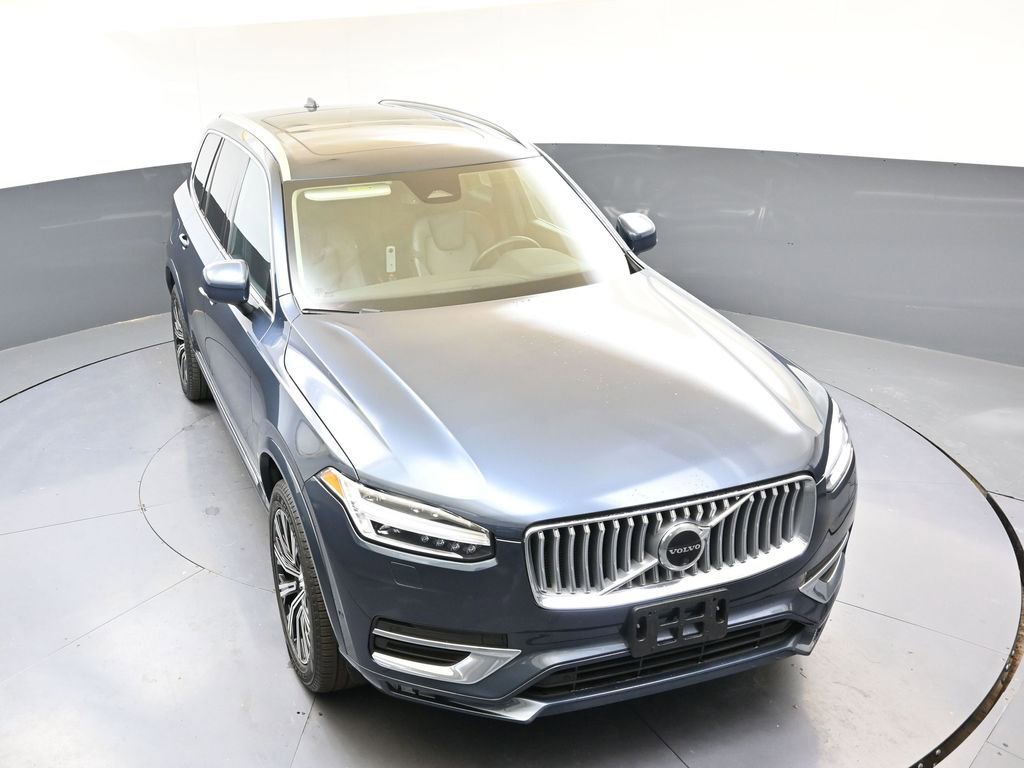 Certified 2024 Volvo XC90 B6 Plus image 42