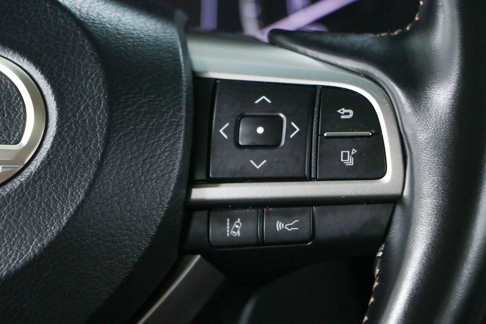 Used 2023 Lexus GX 460 Premium w/ Premium Package AWD/4WD image 15