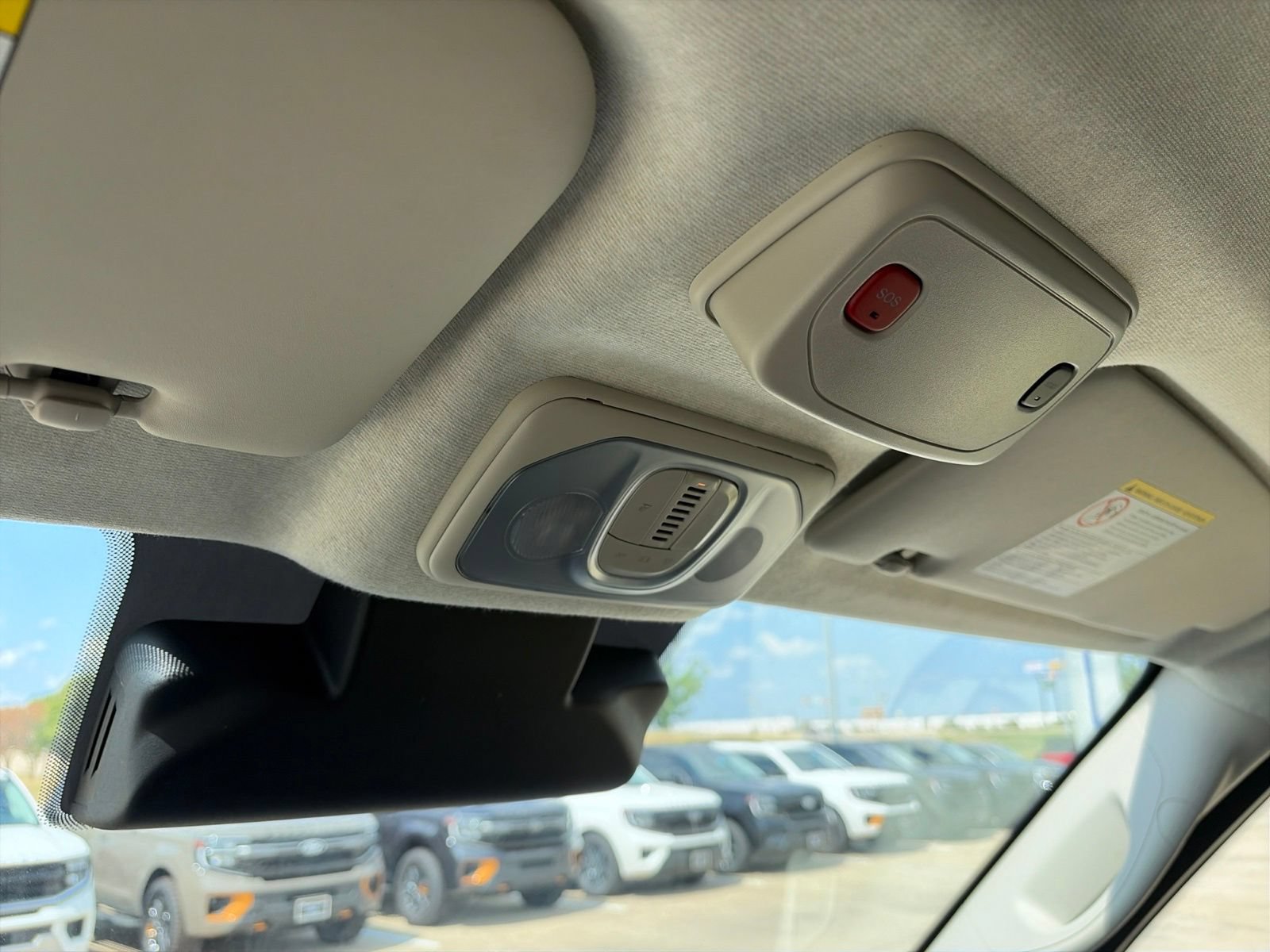 Used 2025 RAM ProMaster 2500 w/ Convenience Group FWD image 24