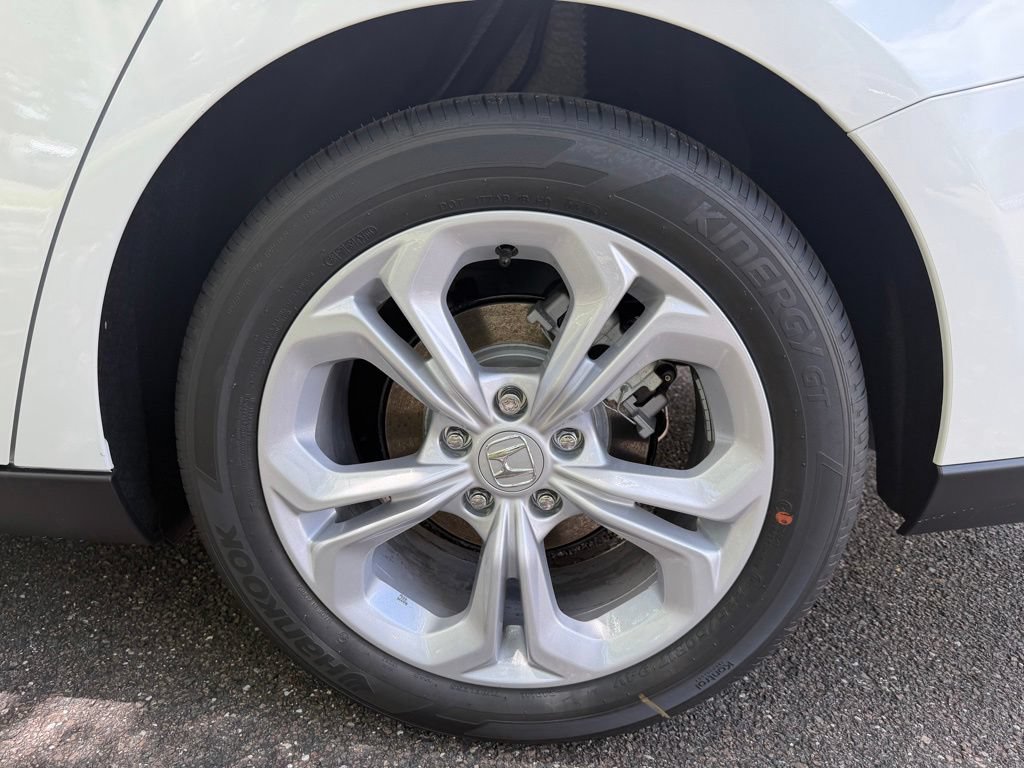 New 2026 Honda Accord LX image 24