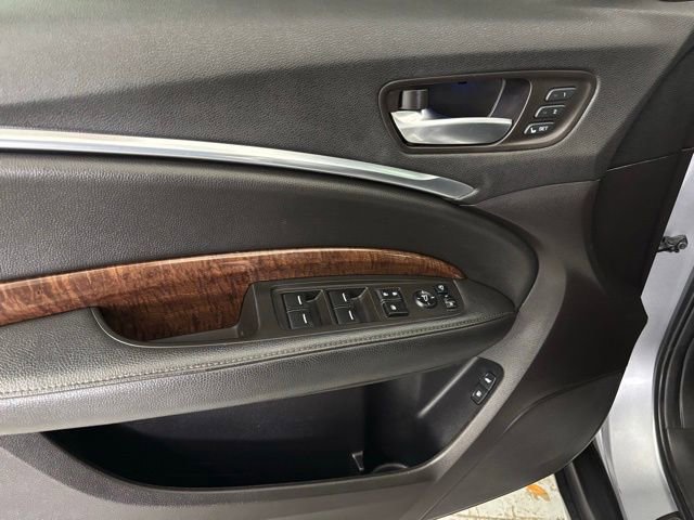 Used 2017 Acura MDX FWD w/ Technology Package image 11