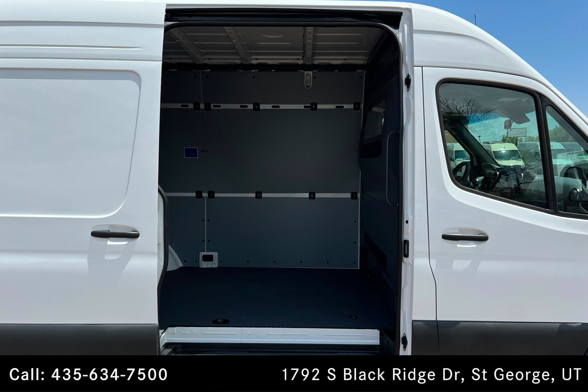 Used 2026 Mercedes-Benz Sprinter 2500 image 15