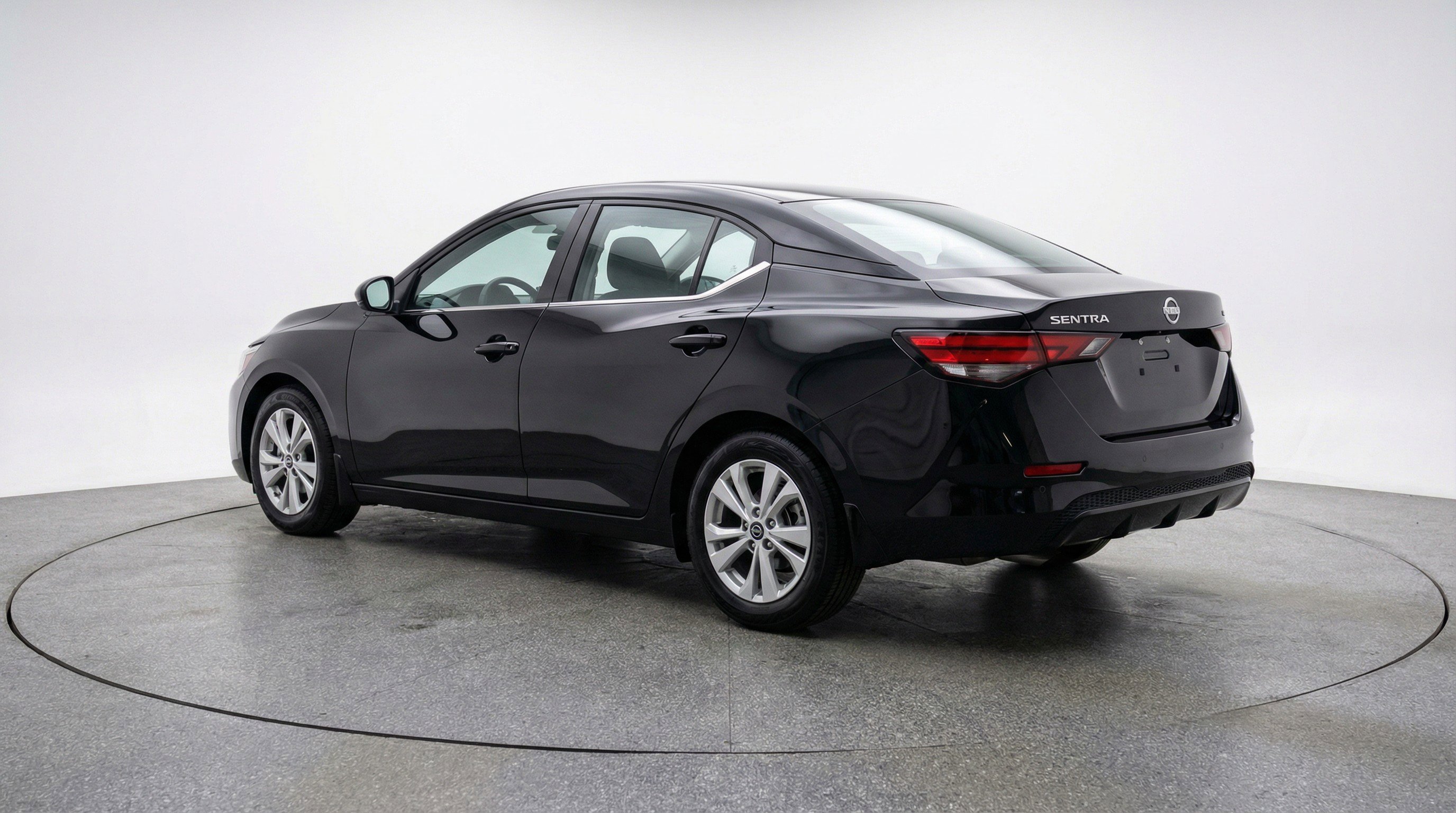 Used 2025 Nissan Sentra S FWD image 6