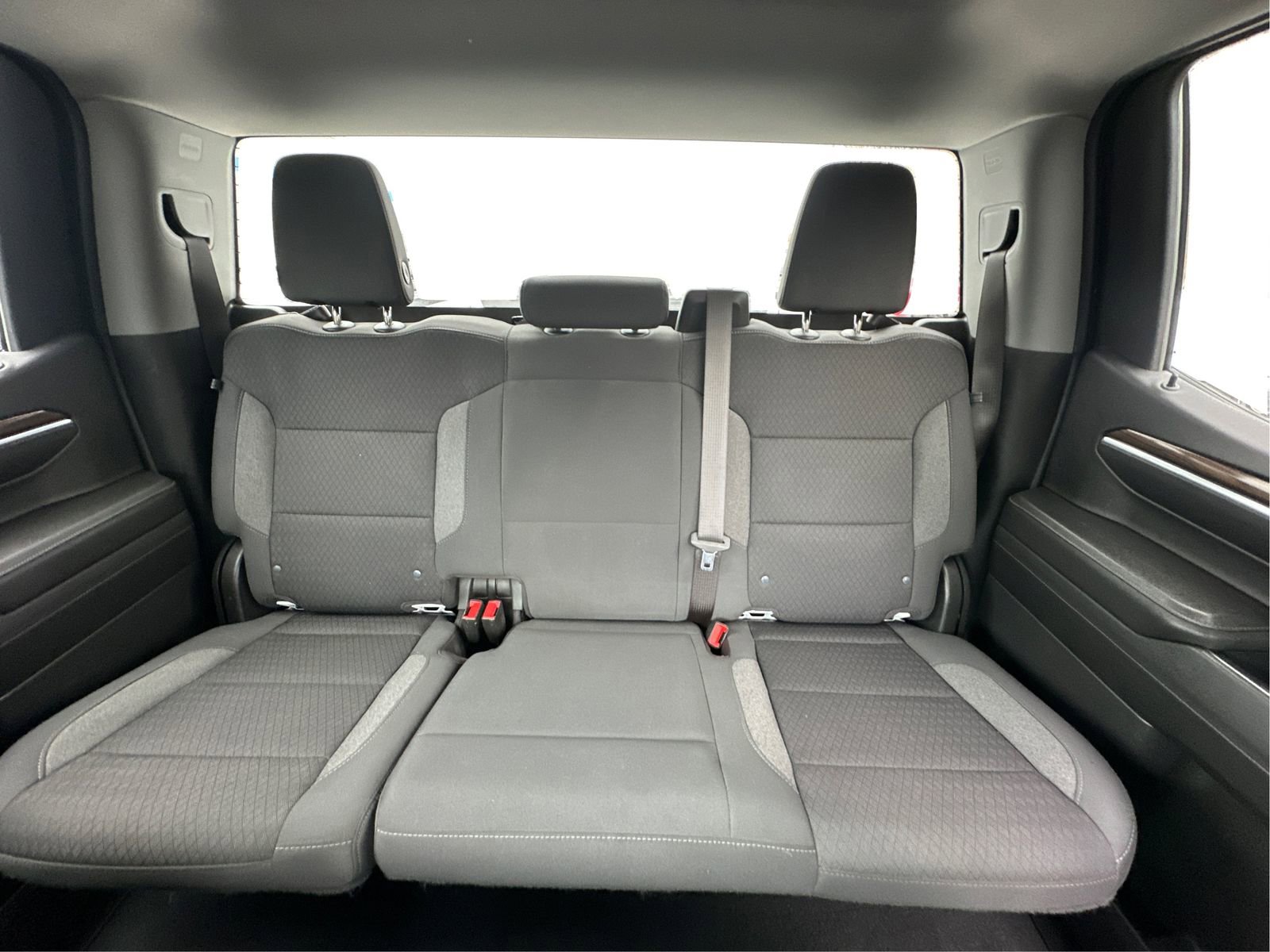 Certified 2022 Chevrolet Silverado 1500 LT AWD/4WD image 14