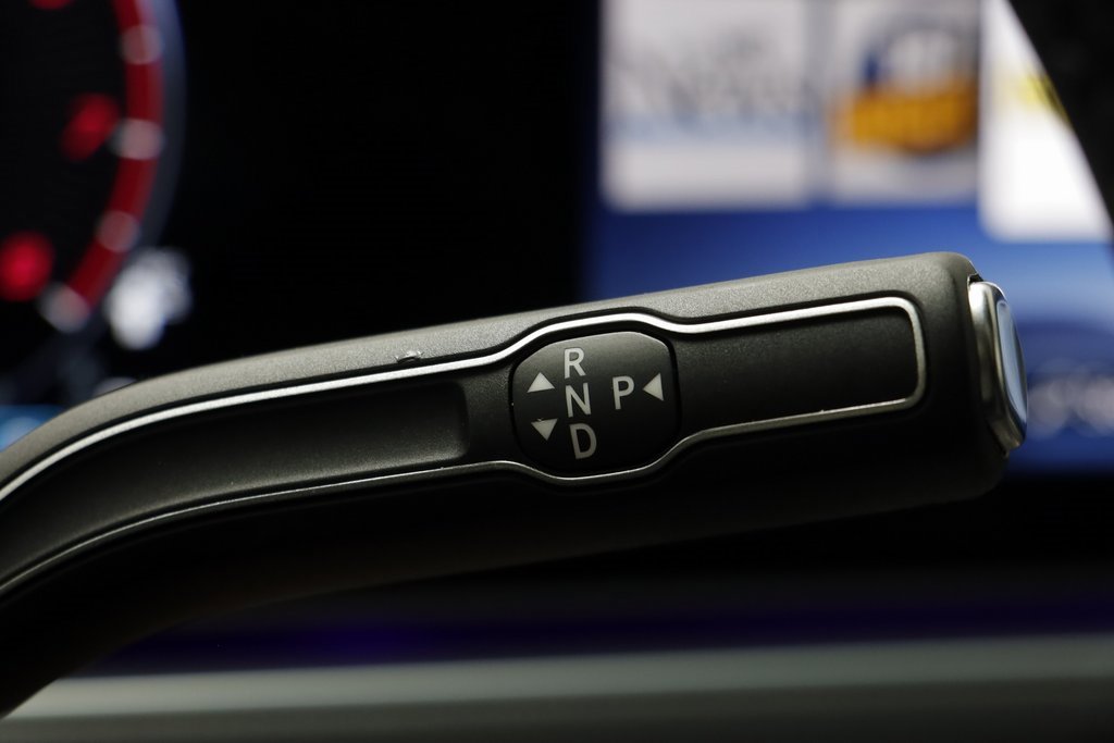 Used 2025 Mercedes-Benz GLS 450 4MATIC image 13