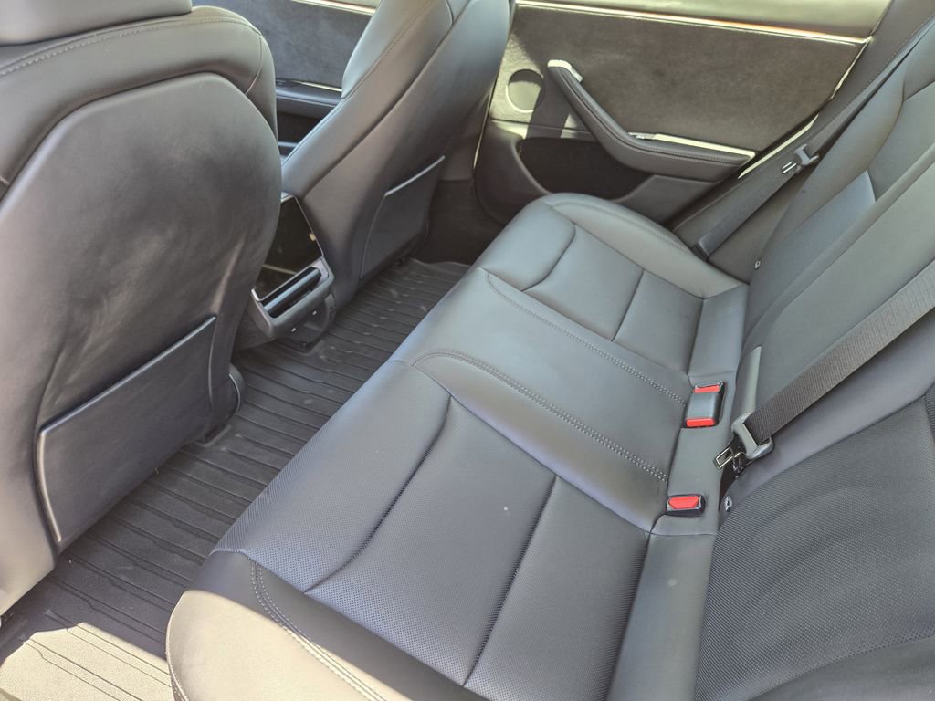 Used 2025 Tesla Model 3 Long Range AWD/4WD image 29