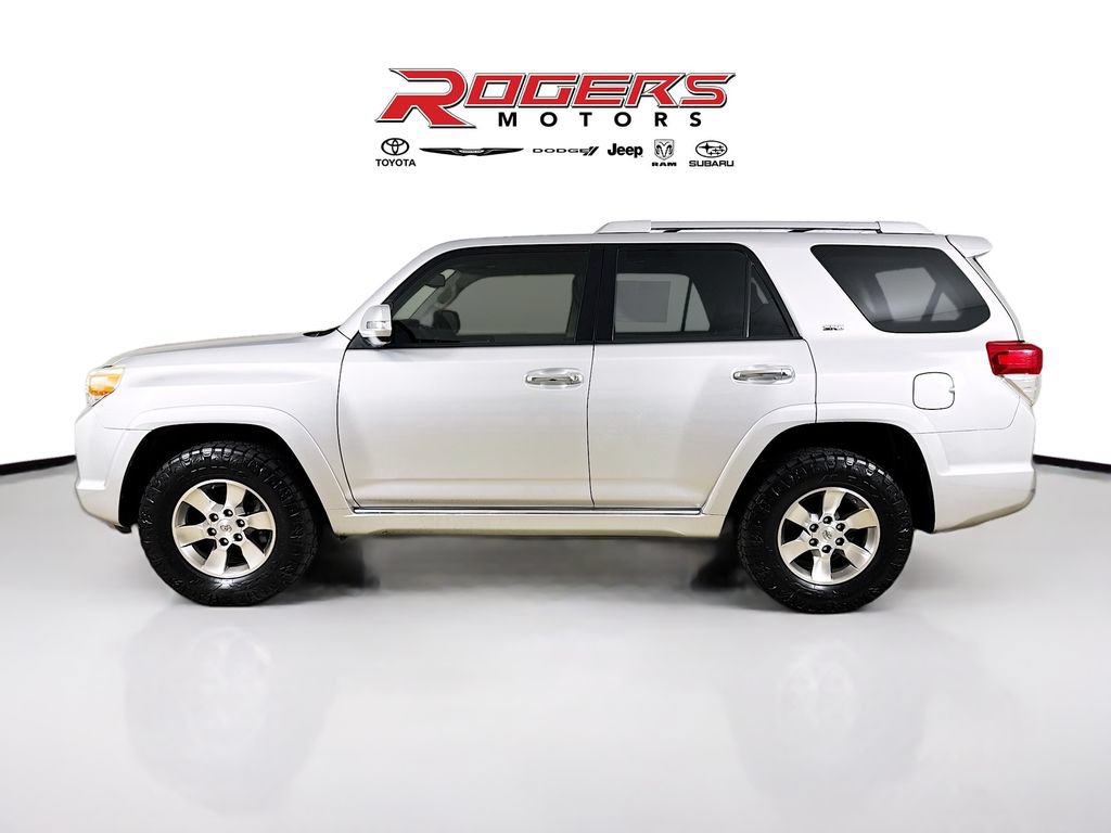 Used 2013 Toyota 4Runner SR5 w/ Premium Pkg w/3rd Row Seat AWD/4WD image 9