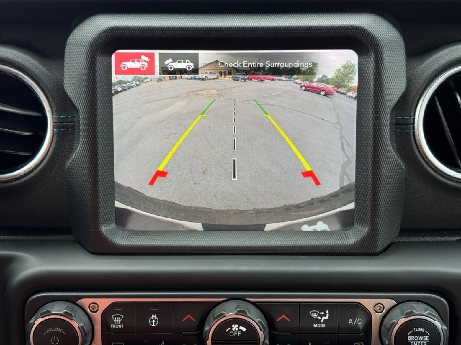 Used 2021 Jeep Wrangler Unlimited Rubicon 4xe w/ Steel Bumper Group image 17