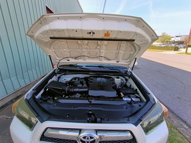 Used 2013 Toyota 4Runner SR5 image 58